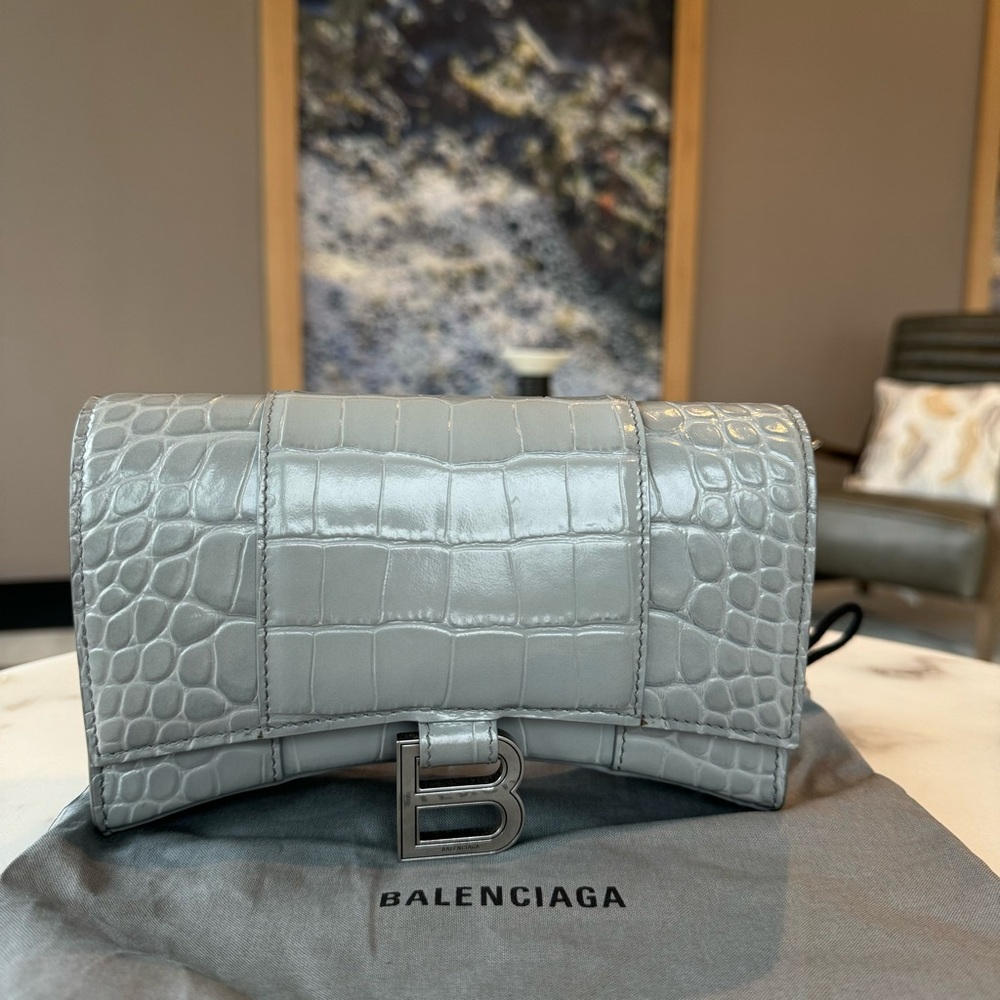 Balenciaga  hourglass bag